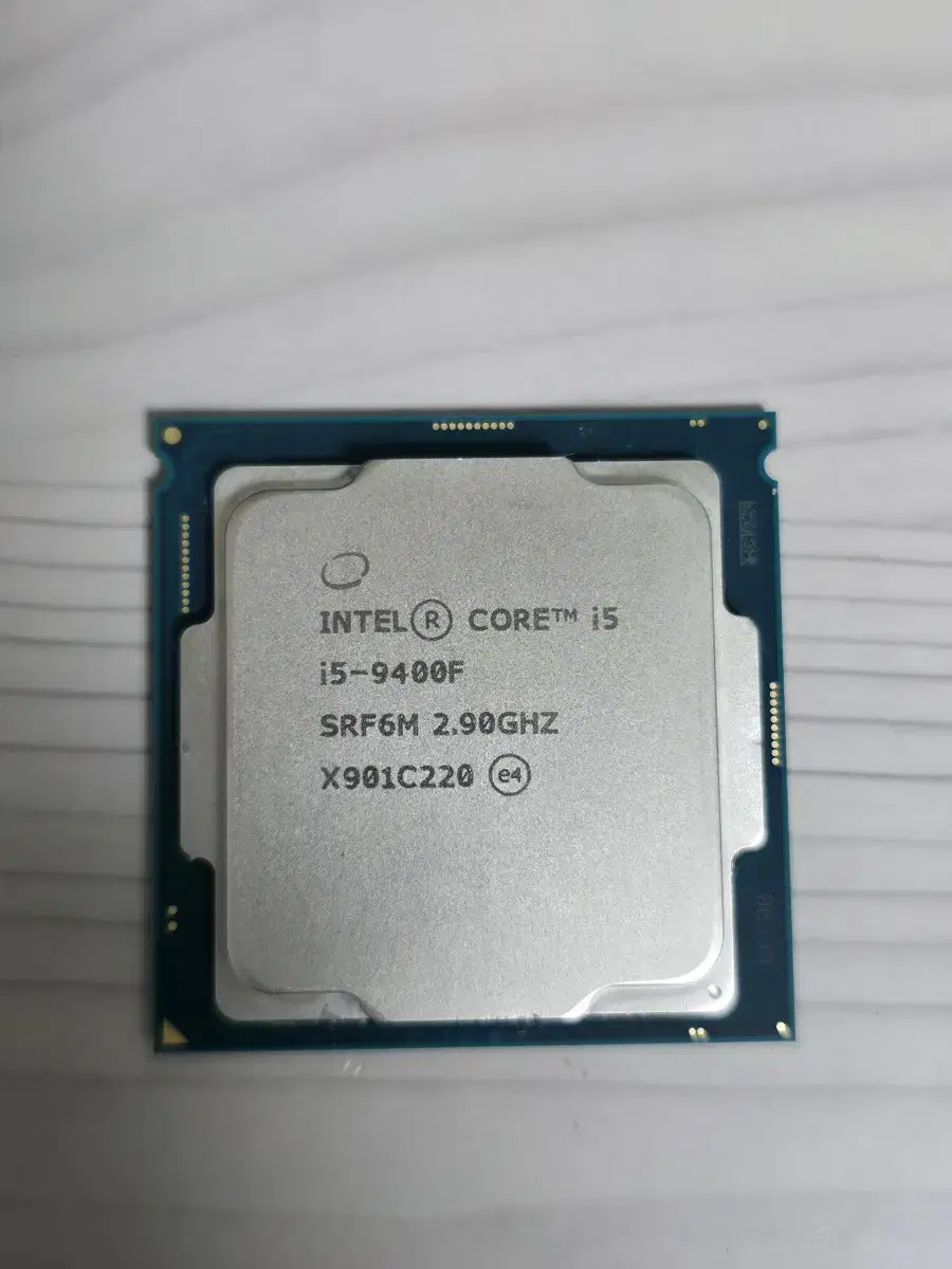 CPU) 인텔 I5-9400F (9세대 커피레이크-리프레시)